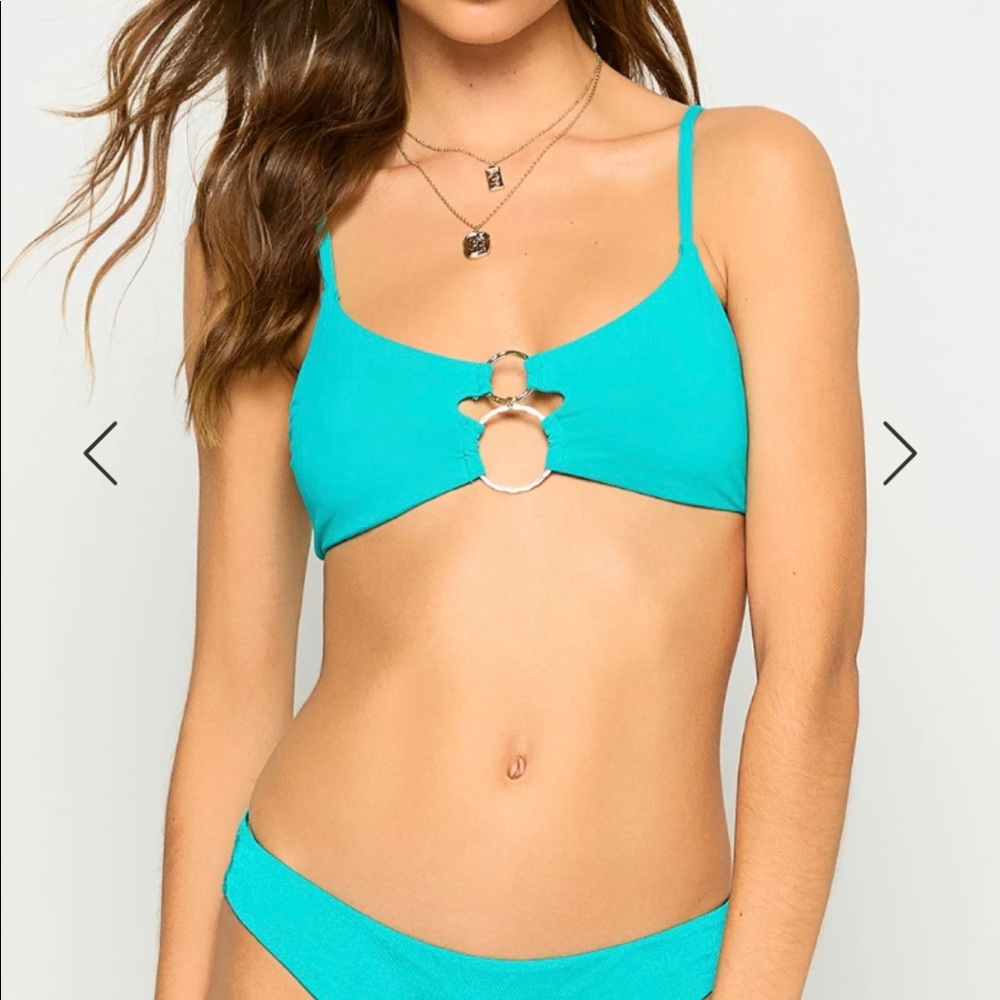 Beach Bunny Kate Full Bottom Size L